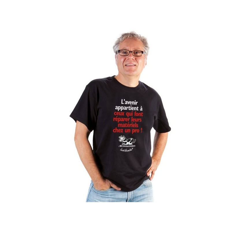 T-shirt. " L'avenir appartient à ceux...". Homme taille XL