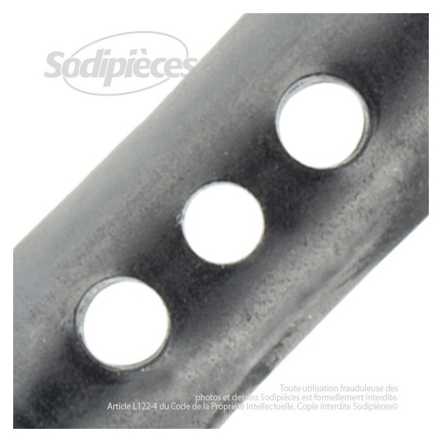 Lame. Coupe 53,3 cm. Section 50 x 4. Alèsage 10.