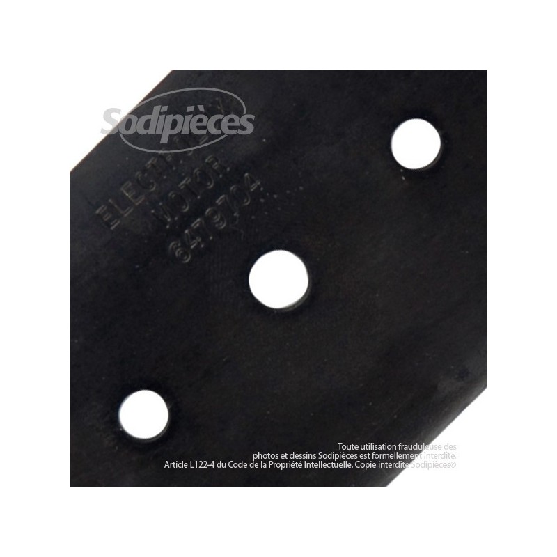 Lame . Coupe 47 cm. Section 76 x 3. Alèsage 10.