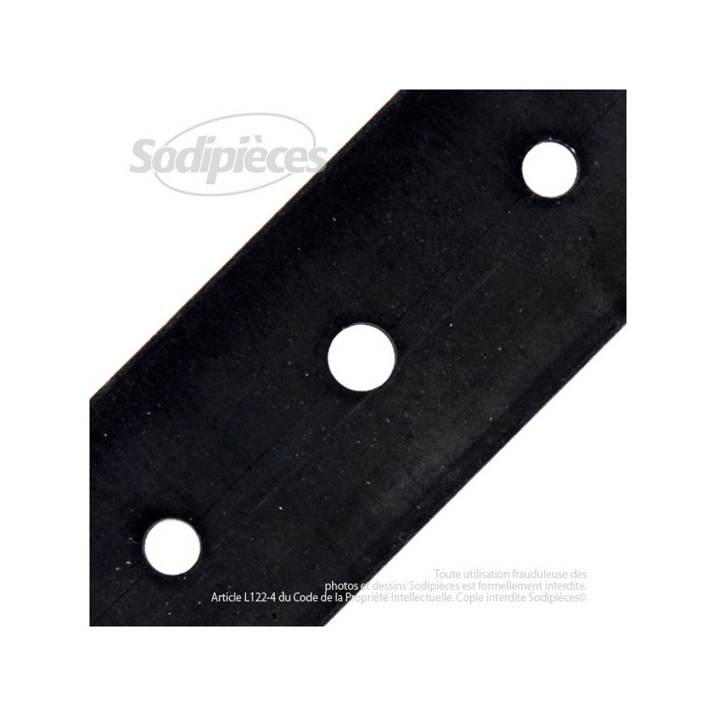 Lame . Coupe 37 cm. Section 50 x 3,5. Alèsage 10 .