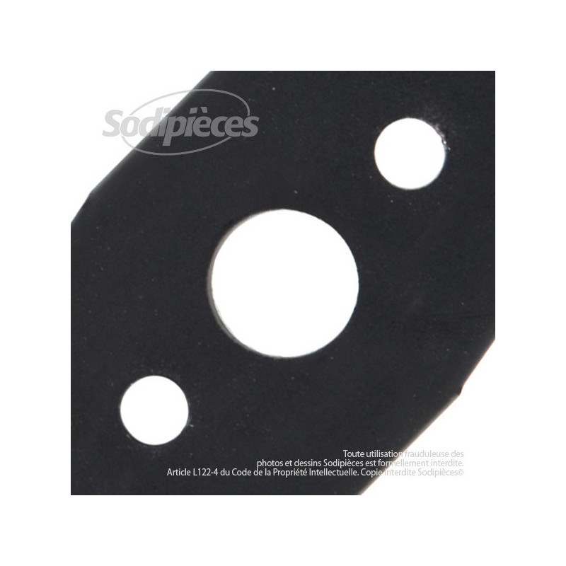 Lame . Coupe 33 cm. Section 50 x 2,5. Alèsage 18,3 .