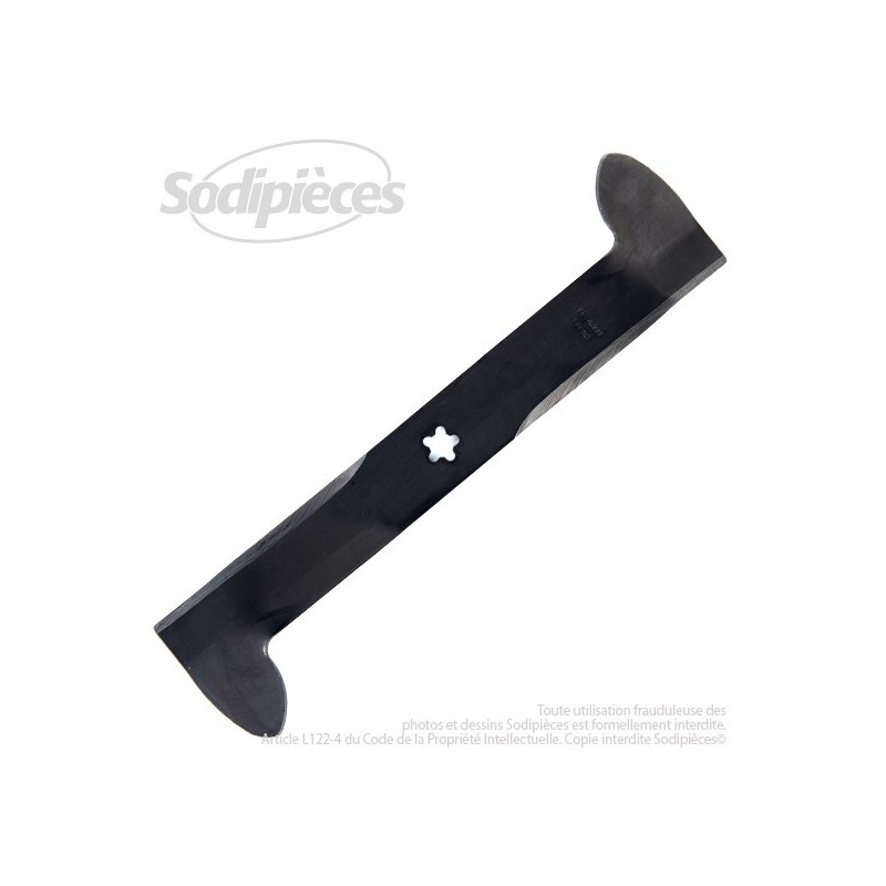 Lame . Coupe à droite 46 cm. Section 57 x 4,8. Alèsage étoilé 5 pointes.