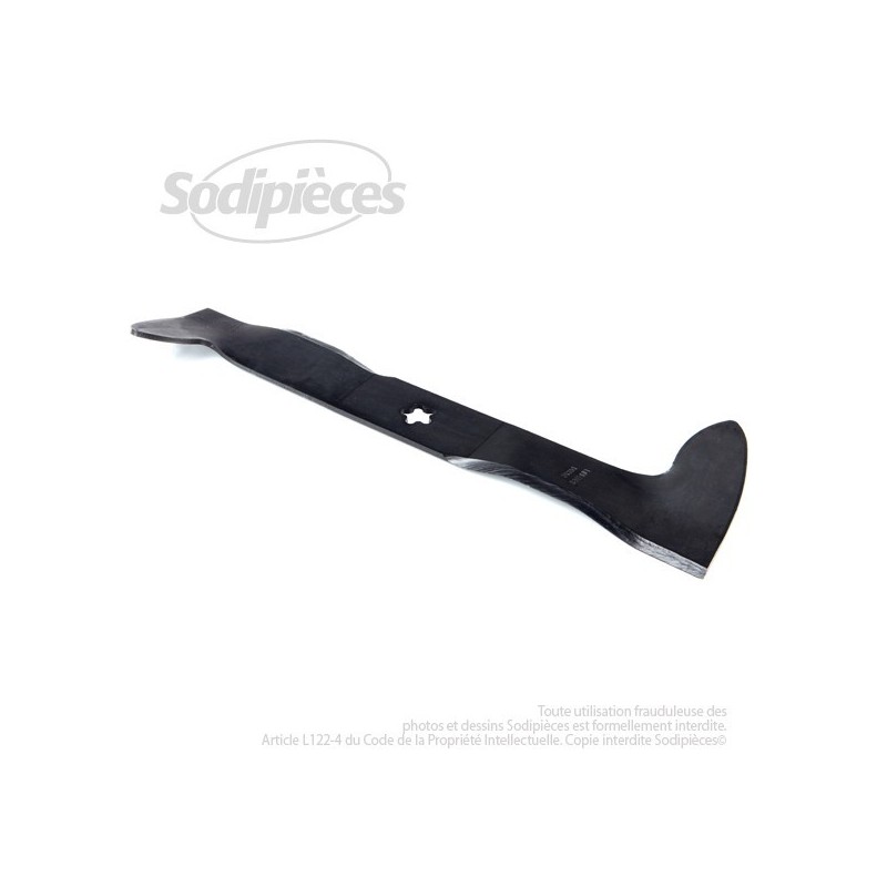 Lame . Coupe à droite 46 cm. Section 57 x 4,8. Alèsage étoilé 5 pointes.