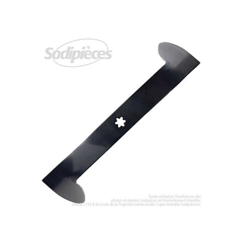 Lame . Coupe à gauche 46 cm. Section 57 x 4,8. Alèsage étoilé 5 pointes.