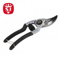 Sécateur professionnel 20 cm gainé.