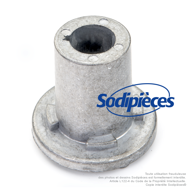 Moyeu de lame  pour STIGA modèle Multiclip. N° origine : 1111-2142-01