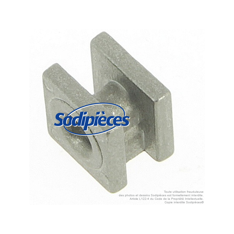 Passe fil modèle carré tête débroussailleuse