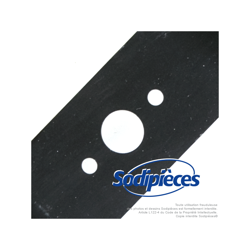 Lame tondeuse 66,5 cm. Al. 21,6 mm. Pour Iseki. Coupe à droite