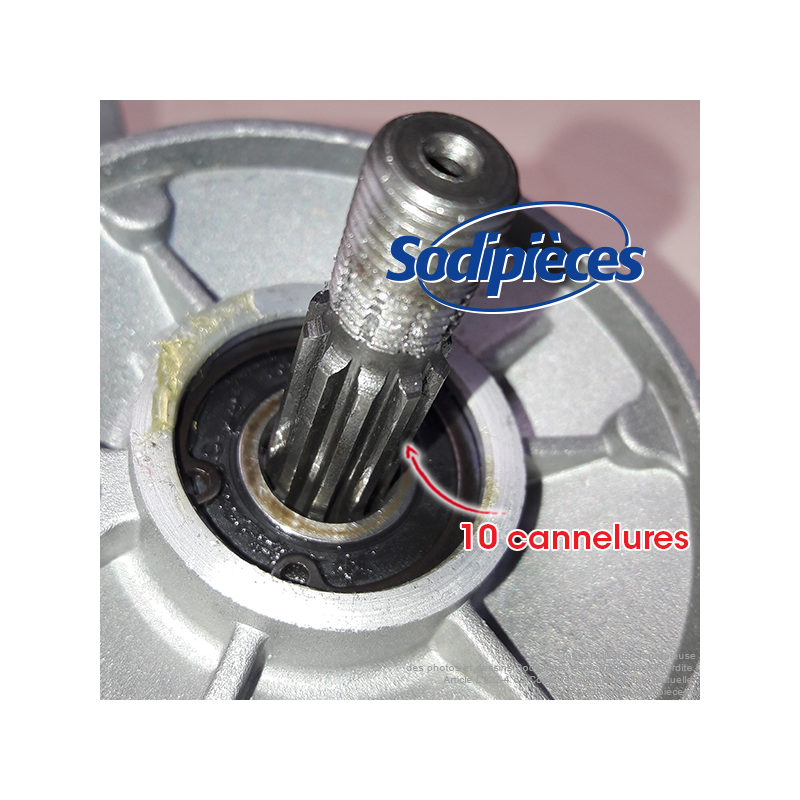 Renvoi d'angle débroussailleuse pour Stihl FS80, FS85, FS120. N° 4137-640-0100