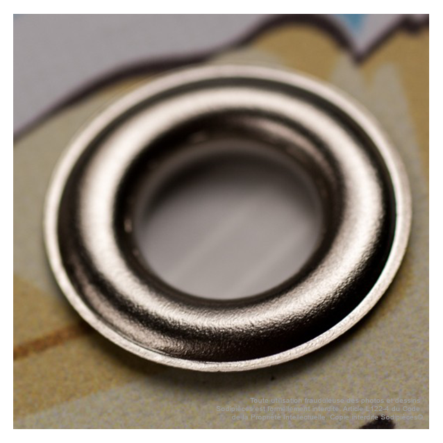 2 chaînes Kerwood 100". 1 info-bannière "Espace tronçonneuse" Offerte !