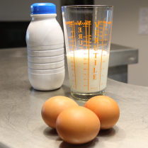 de 200 à 300€ H.T : 1 verre doseur en verre offert  !