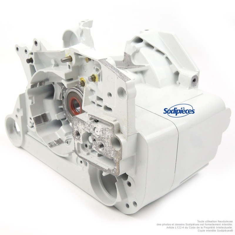 Carter moteur pour tronçonneuse Stihl 1122 020 2113