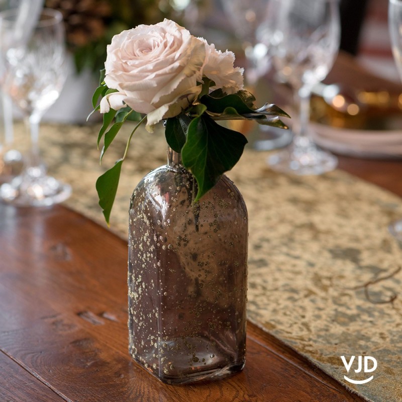 de 200 à 300€ H.T : 1 Petit vase en verre chocolat pailleté 13 cm