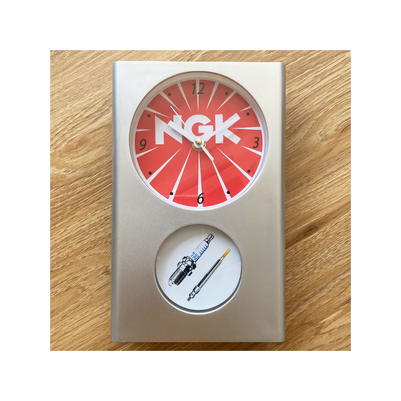 Horloge murale NGK