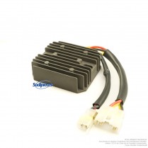 Régulateur de tension pour...