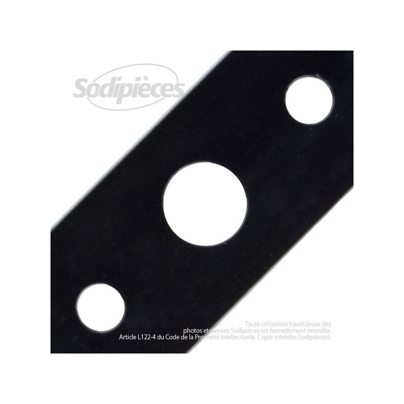 Lame. Coupe 52,5 cm. Section 57 x 4. Alèsage 25 .