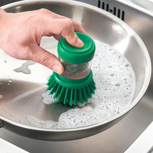 1 brosse adhésive offerte de 100 à 200€ H.T. !